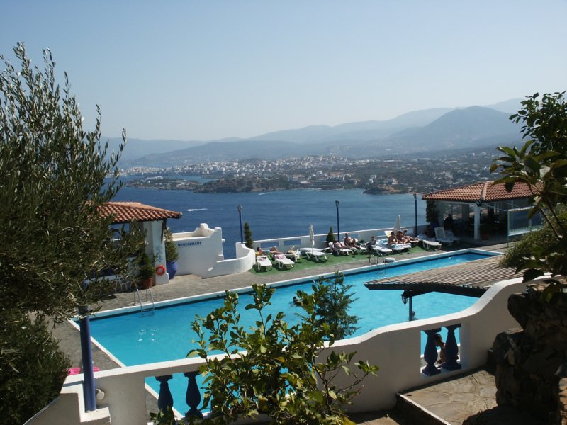 crete2006102.jpg