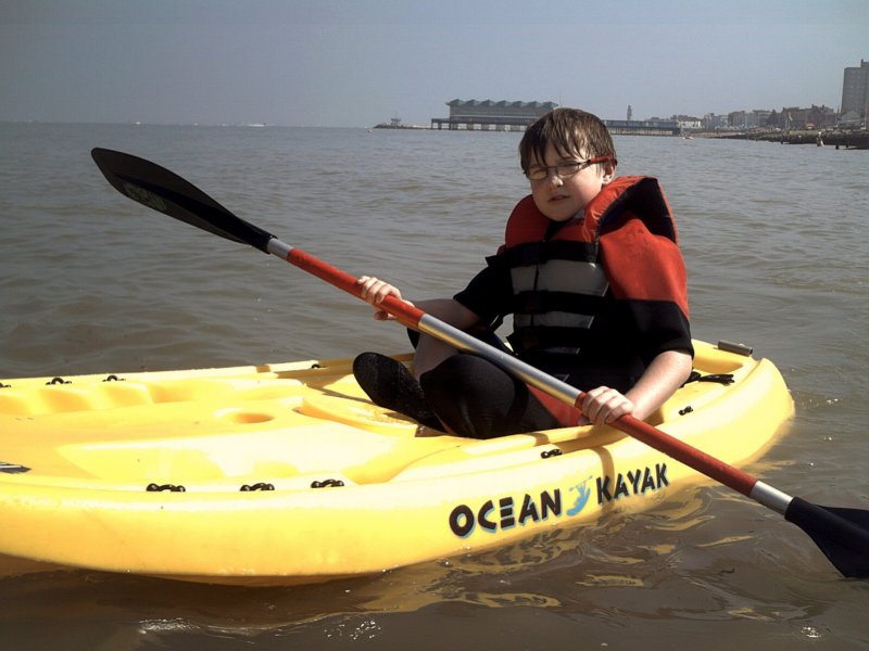 timkayakingaroundthebay2007.jpg